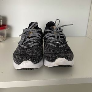 Like new Nike Shoes 6.5